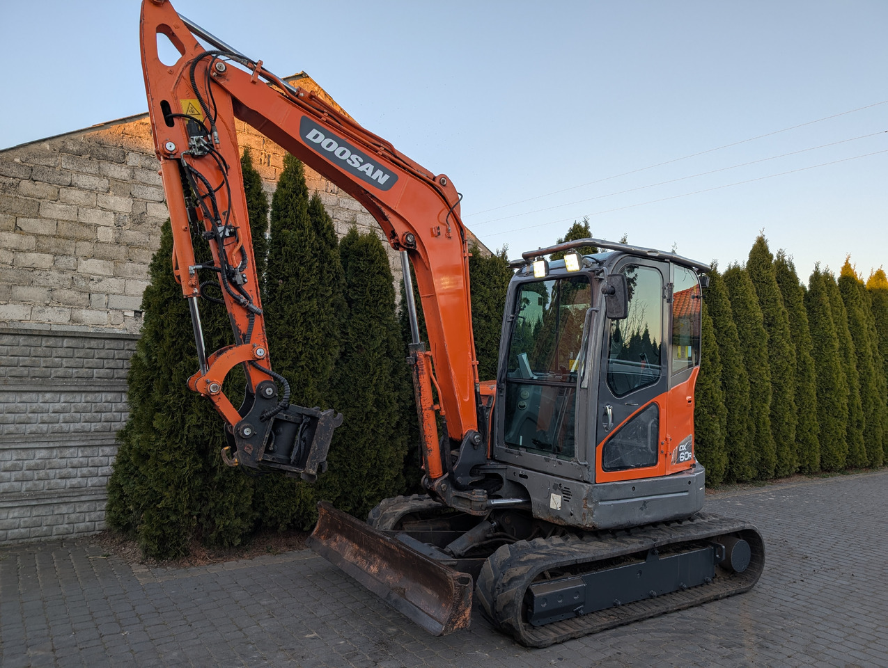 DOOSAN DX60R - Экскаватор: фото 1 DOOSAN DX60R - Экскаватор: фото 1