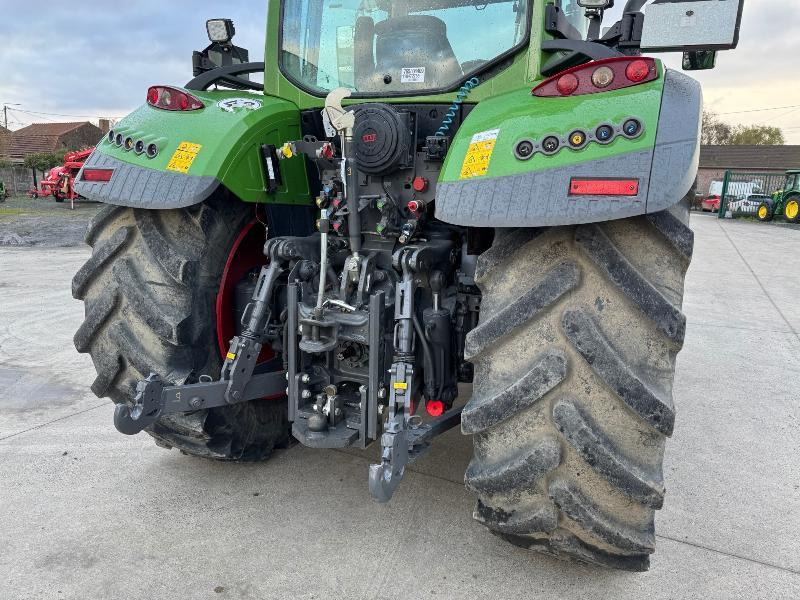 FENDT 724 PROFI PLUS - Трактор: фото 5 FENDT 724 PROFI PLUS - Трактор: фото 5