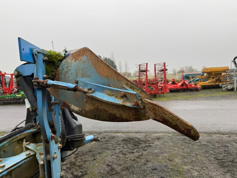 LEMKEN TANSANIT 7CORPS - Плуг: фото 3 LEMKEN TANSANIT 7CORPS - Плуг: фото 3