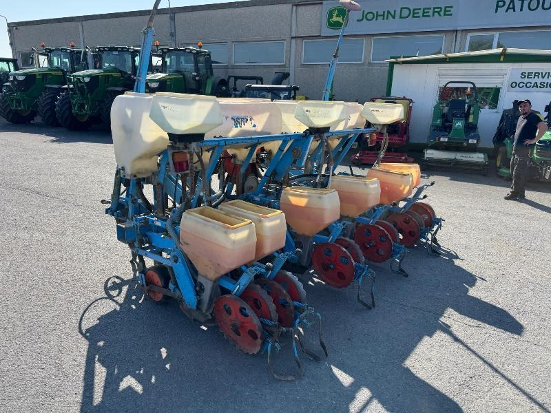 MONOSEM NG 6R - Сеялка точного высева: фото 5 MONOSEM NG 6R - Сеялка точного высева: фото 5