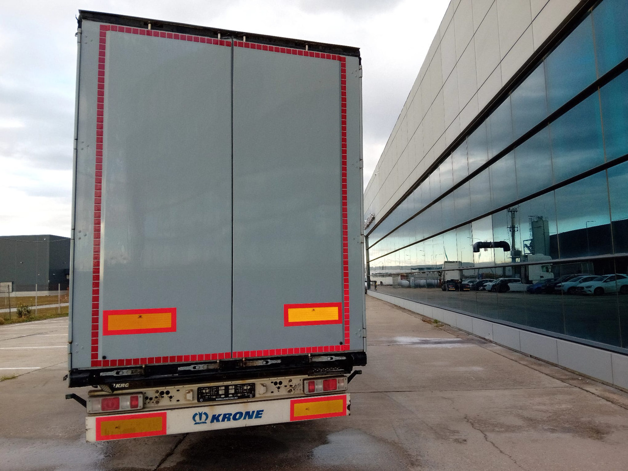 Krone Sliding Tarpaulin Semi-trailer Standard, TOP ! - Тентованный полуприцеп: фото 5 Krone Sliding Tarpaulin Semi-trailer Standard, TOP ! - Тентованный полуприцеп: фото 5