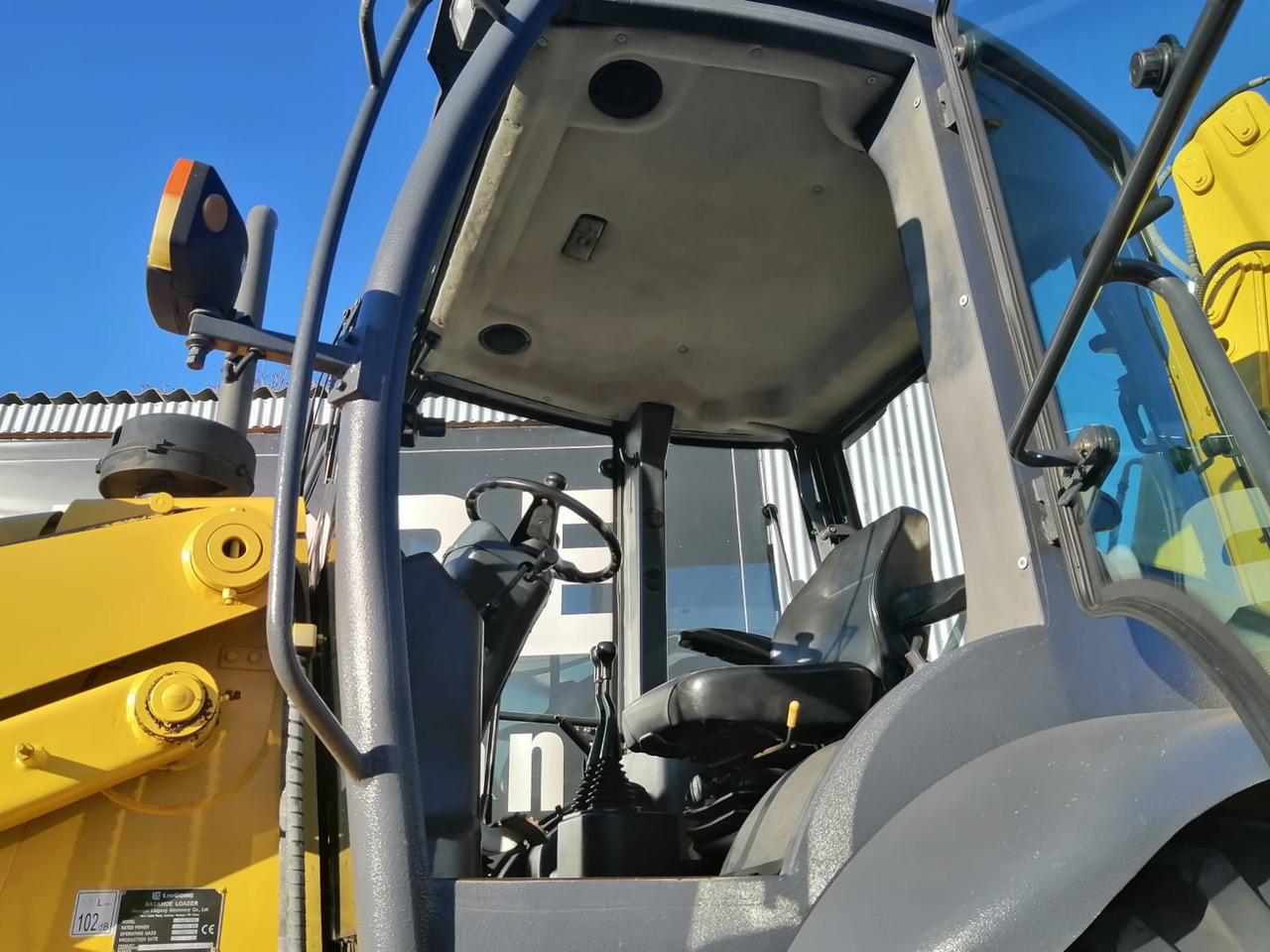 LiuGong CLG777A Backhoe Loader 4×4 в лизинг LiuGong CLG777A Backhoe Loader 4×4: фото 11