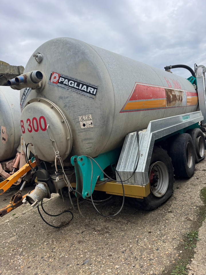 Pagliari Manure spreading tank - Цистерна для жидкого навоза: фото 1 Pagliari Manure spreading tank - Цистерна для жидкого навоза: фото 1