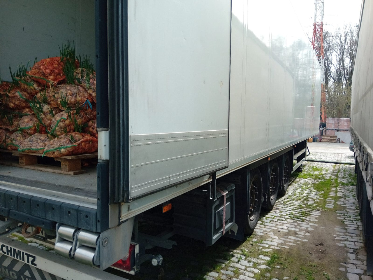 Schmitz Cargobull SCB S3B Refrigerated Semi-trailer - Полуприцеп-рефрижератор: фото 4 Schmitz Cargobull SCB S3B Refrigerated Semi-trailer - Полуприцеп-рефрижератор: фото 4