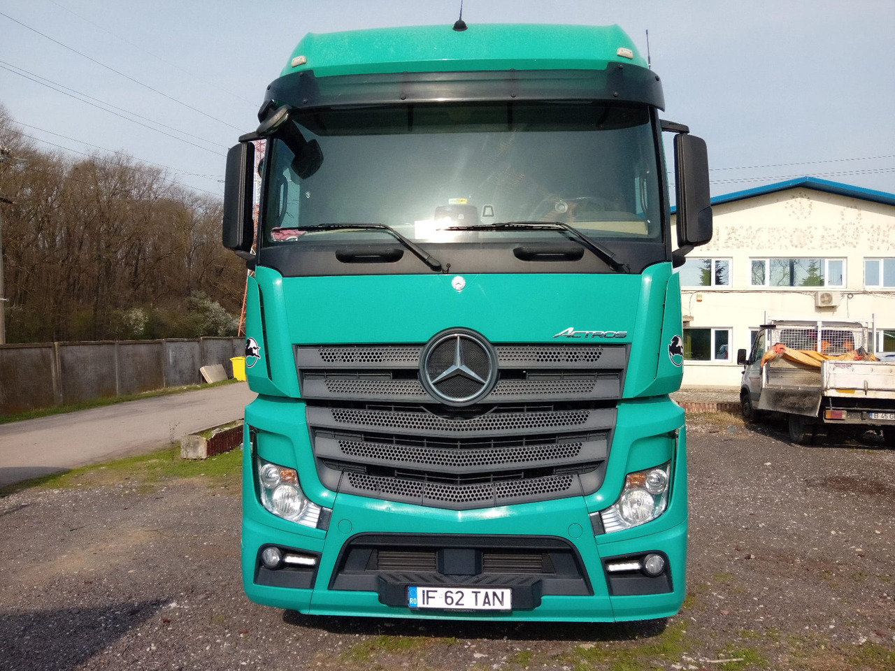 Mercedes-Benz Actros 18.45 - Тягач: фото 2 Mercedes-Benz Actros 18.45 - Тягач: фото 2