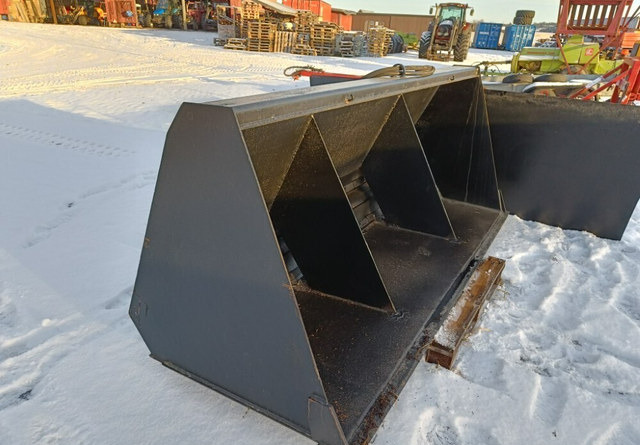 Hiekoituskauha 250cm - hydraulinen - Разбрасыватель песка/ Соли: фото 2 Hiekoituskauha 250cm - hydraulinen - Разбрасыватель песка/ Соли: фото 2