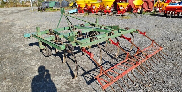 Kultivaattori 10-piikkinen - työleveys 240cm - Культиватор: фото 3 Kultivaattori 10-piikkinen - työleveys 240cm - Культиватор: фото 3