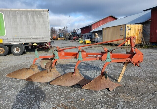 Kverneland A8 sarka-aura 4-siipinen - Плуг: фото 2 Kverneland A8 sarka-aura 4-siipinen - Плуг: фото 2