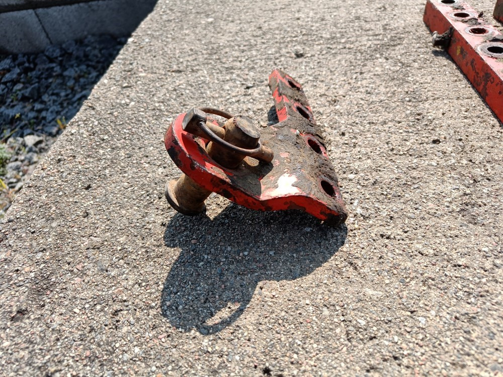 Kverneland E8 paluuauran kääntöpään liukupalat - Плуг: фото 4 Kverneland E8 paluuauran kääntöpään liukupalat - Плуг: фото 4