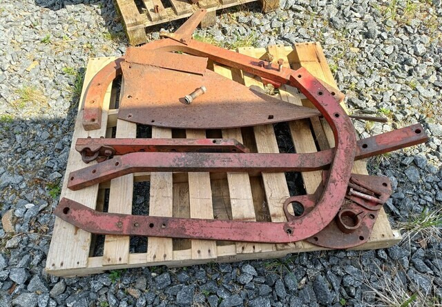 Kverneland Putkirunkoisen auran varaosia - Плуг: фото 2 Kverneland Putkirunkoisen auran varaosia - Плуг: фото 2