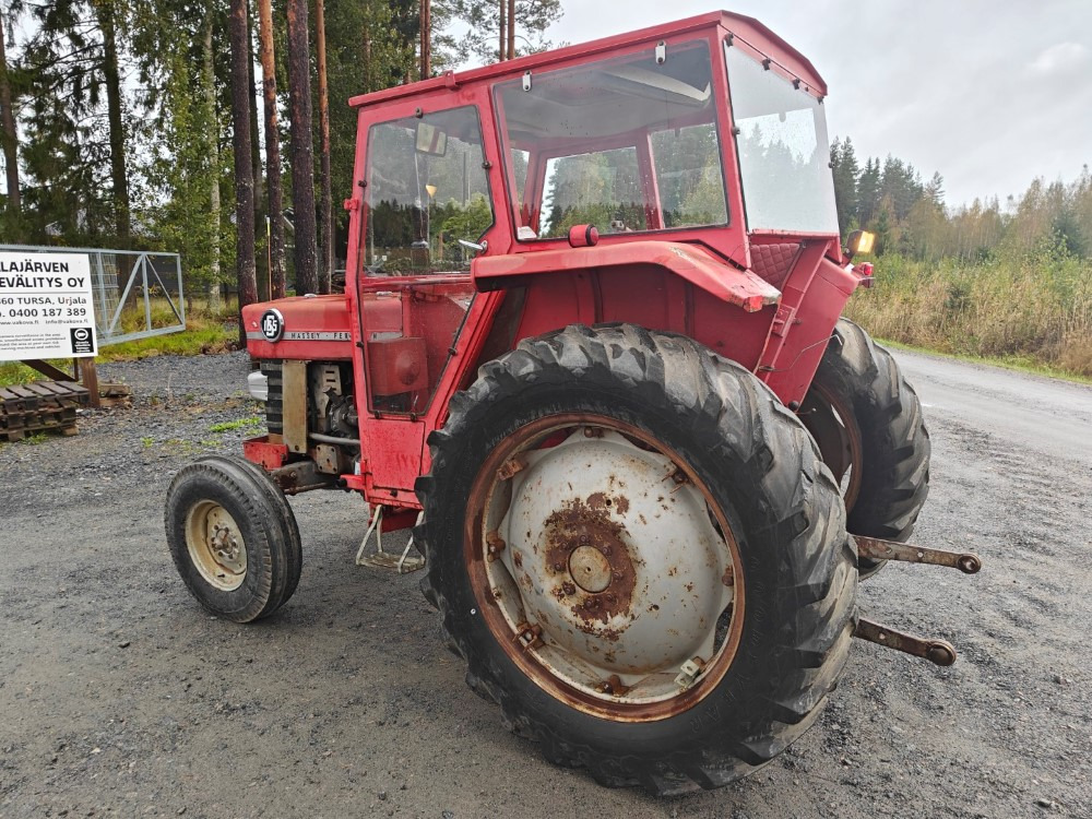 Massey Ferguson 165S Lisähydrauliikalla, katso video! - Трактор: фото 2 Massey Ferguson 165S Lisähydrauliikalla, katso video! - Трактор: фото 2