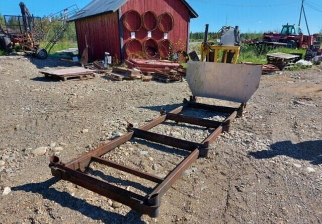 Metsäkärryn alusta 8 pankoinen pituus 400cm - Рама/ Шасси для Лесных прицепов: фото 4 Metsäkärryn alusta 8 pankoinen pituus 400cm - Рама/ Шасси для Лесных прицепов: фото 4