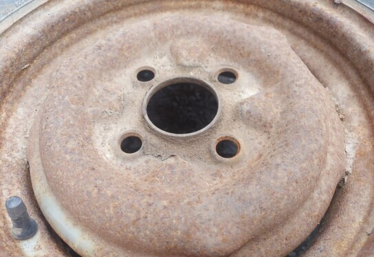 Renkaat 12 tuumaa vanteilla - Шины и диски для Сельскохозяйственной техники: фото 5 Renkaat 12 tuumaa vanteilla - Шины и диски для Сельскохозяйственной техники: фото 5