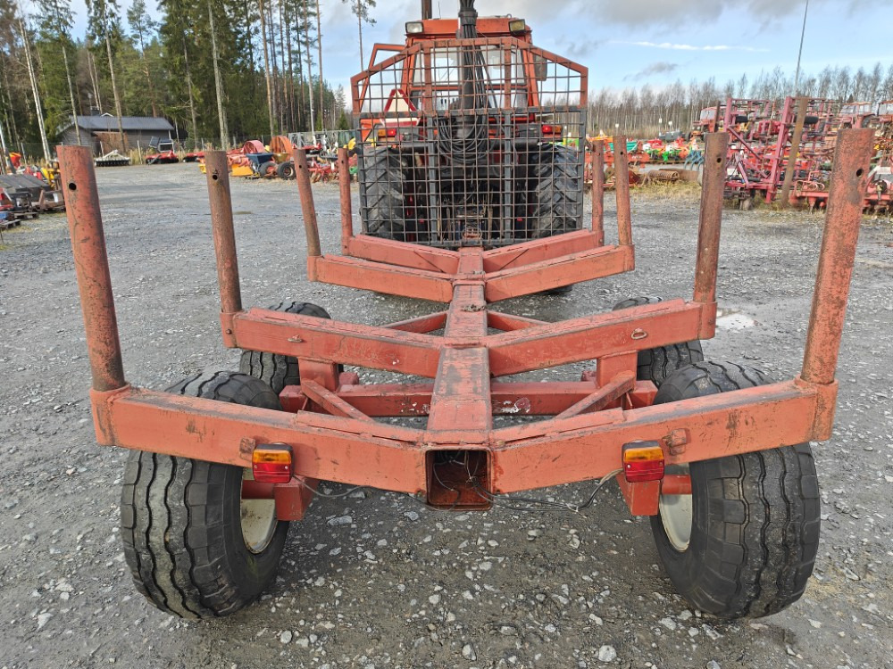 Rysky Metsävaunu telillä - Лесной прицеп: фото 3 Rysky Metsävaunu telillä - Лесной прицеп: фото 3