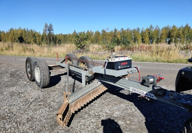 Tielana - Mönkijään tms. - kaukosäätimellä - VIDEO - Отвал: фото 2 Tielana - Mönkijään tms. - kaukosäätimellä - VIDEO - Отвал: фото 2
