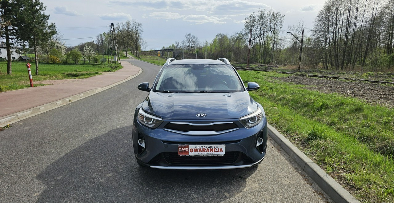 Kia Stonic - Легковой автомобиль: фото 2 Kia Stonic - Легковой автомобиль: фото 2