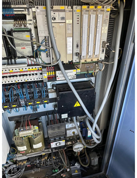 Liebherr 154EC-H6 - Башенный кран: фото 5 Liebherr 154EC-H6 - Башенный кран: фото 5