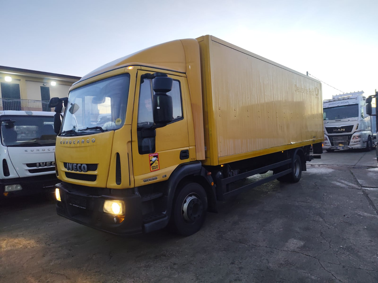 IVECO EUROCARGO 120E28P - Грузовик-шасси: фото 1 IVECO EUROCARGO 120E28P - Грузовик-шасси: фото 1