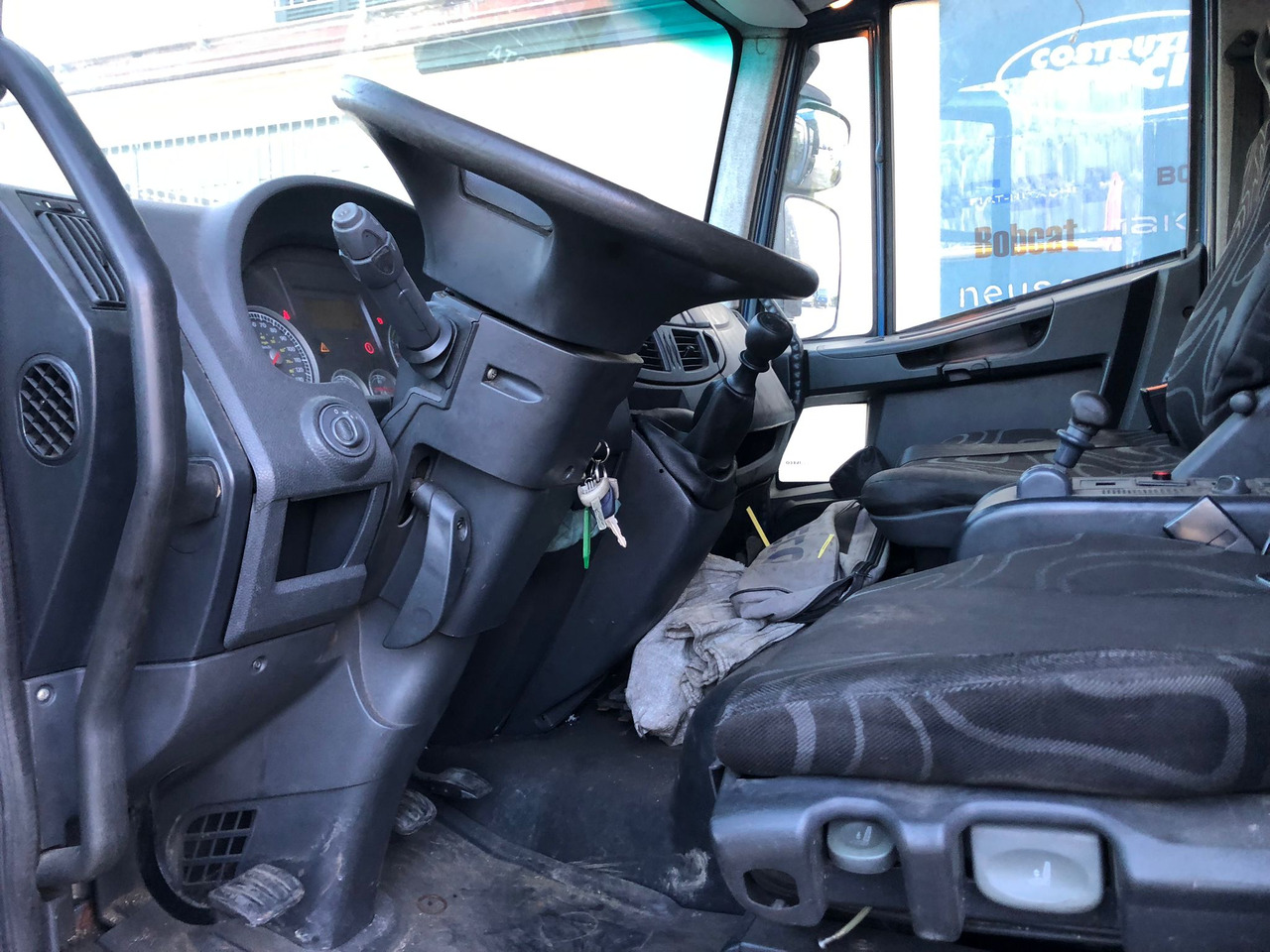 IVECO EUROCARGO 140E25 - Автоманипулятор: фото 5 IVECO EUROCARGO 140E25 - Автоманипулятор: фото 5
