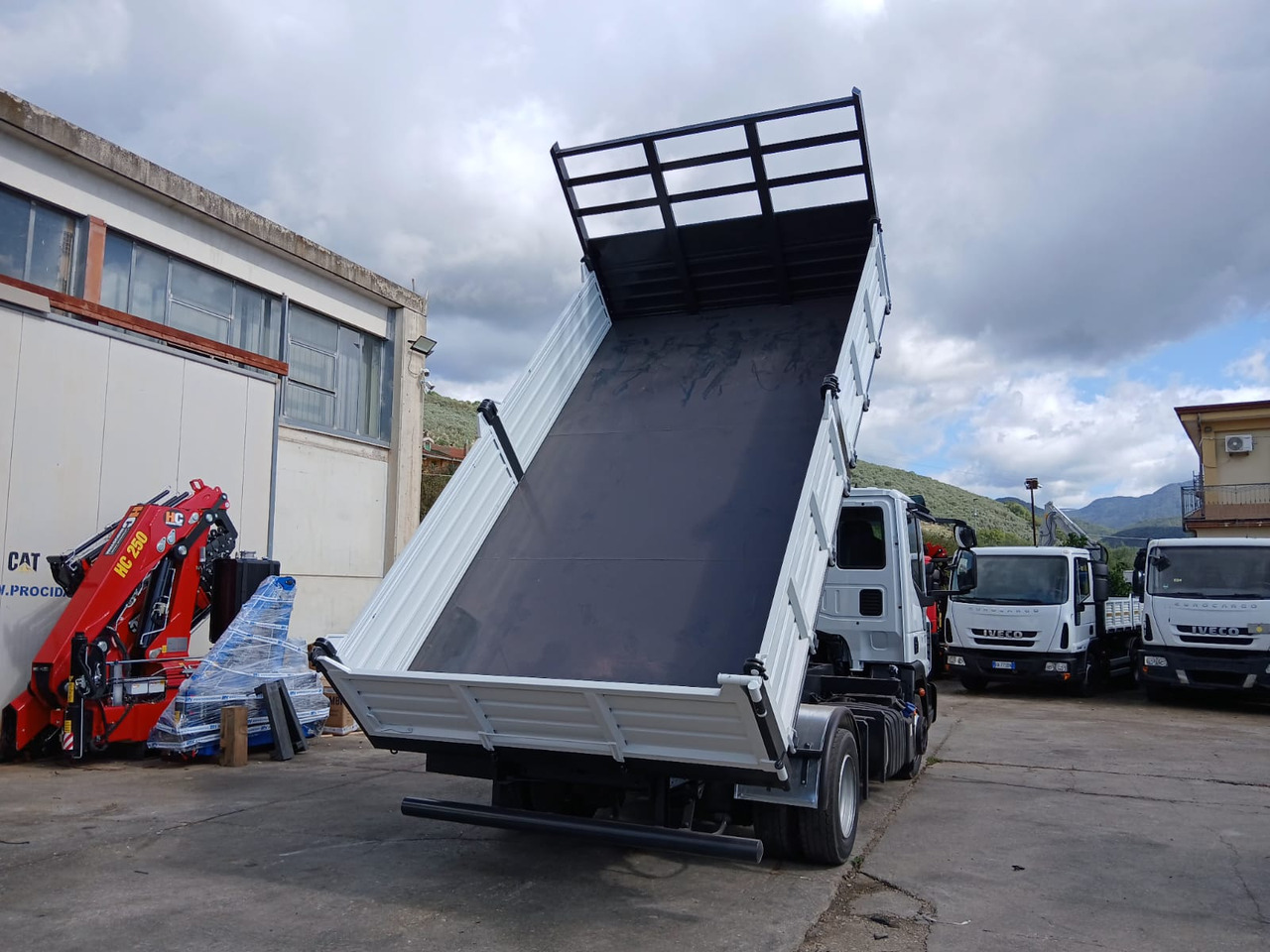 Самосвал IVECO EUROCARGO 75-210: фото 40
