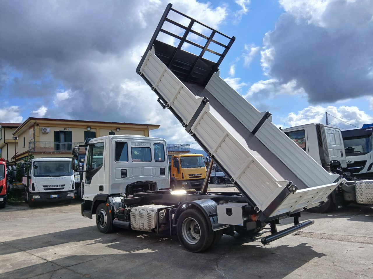 Самосвал IVECO EUROCARGO 75-210: фото 34