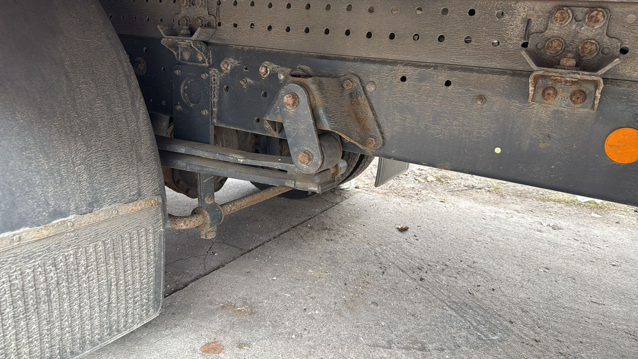 IVECO EUROCARGO 80-190 - Грузовик-шасси: фото 2 IVECO EUROCARGO 80-190 - Грузовик-шасси: фото 2