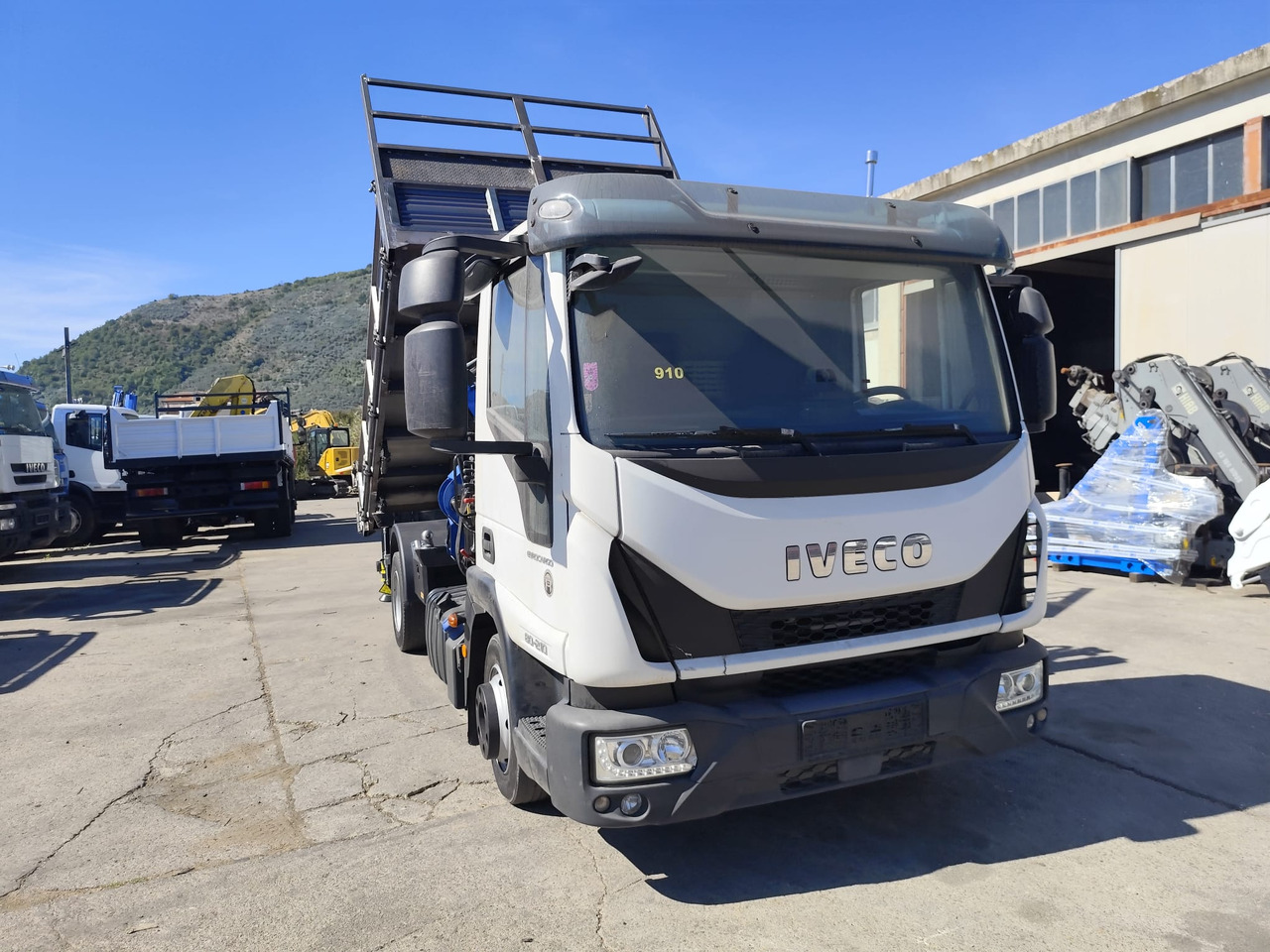 IVECO EUROCARGO 80-210 - Автоманипулятор: фото 5 IVECO EUROCARGO 80-210 - Автоманипулятор: фото 5
