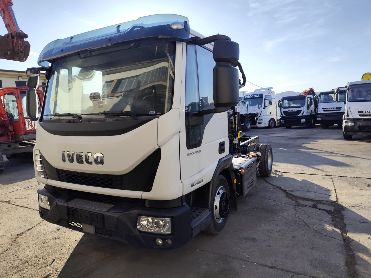 IVECO EUROCARGO 80E22 - Автоманипулятор: фото 1 IVECO EUROCARGO 80E22 - Автоманипулятор: фото 1