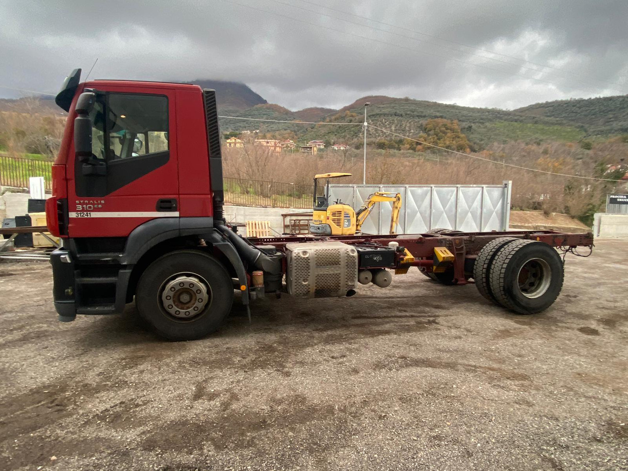 IVECO STRALIS 190S31 - Грузовик-шасси: фото 2 IVECO STRALIS 190S31 - Грузовик-шасси: фото 2