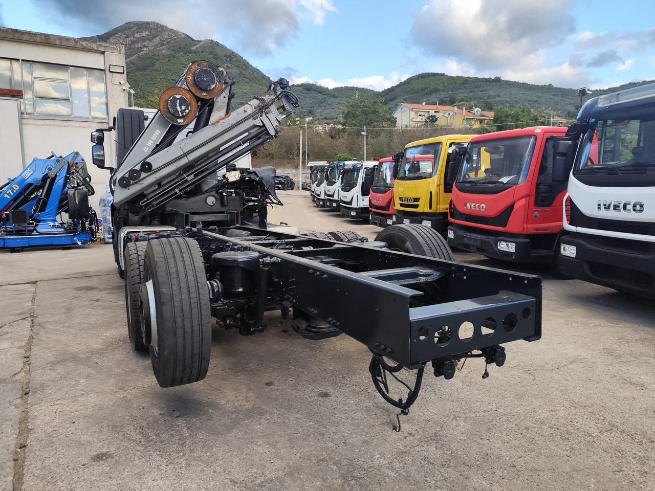 Самосвал, Автоманипулятор IVECO STRALIS AD 260S31 Y/P: фото 19