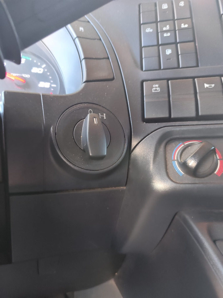 Самосвал, Автоманипулятор IVECO STRALIS AD 260S31 Y/P: фото 11