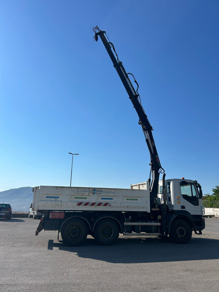 IVECO TRAKKER 260T36 - Автоманипулятор, Самосвал: фото 3 IVECO TRAKKER 260T36 - Автоманипулятор, Самосвал: фото 3