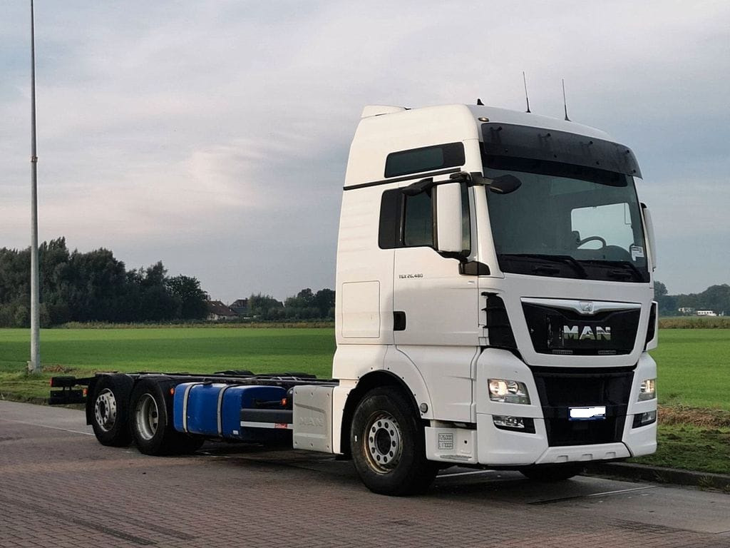 MAN TGX 26.480 - Грузовик бортовой/ Платформа: фото 1 MAN TGX 26.480 - Грузовик бортовой/ Платформа: фото 1