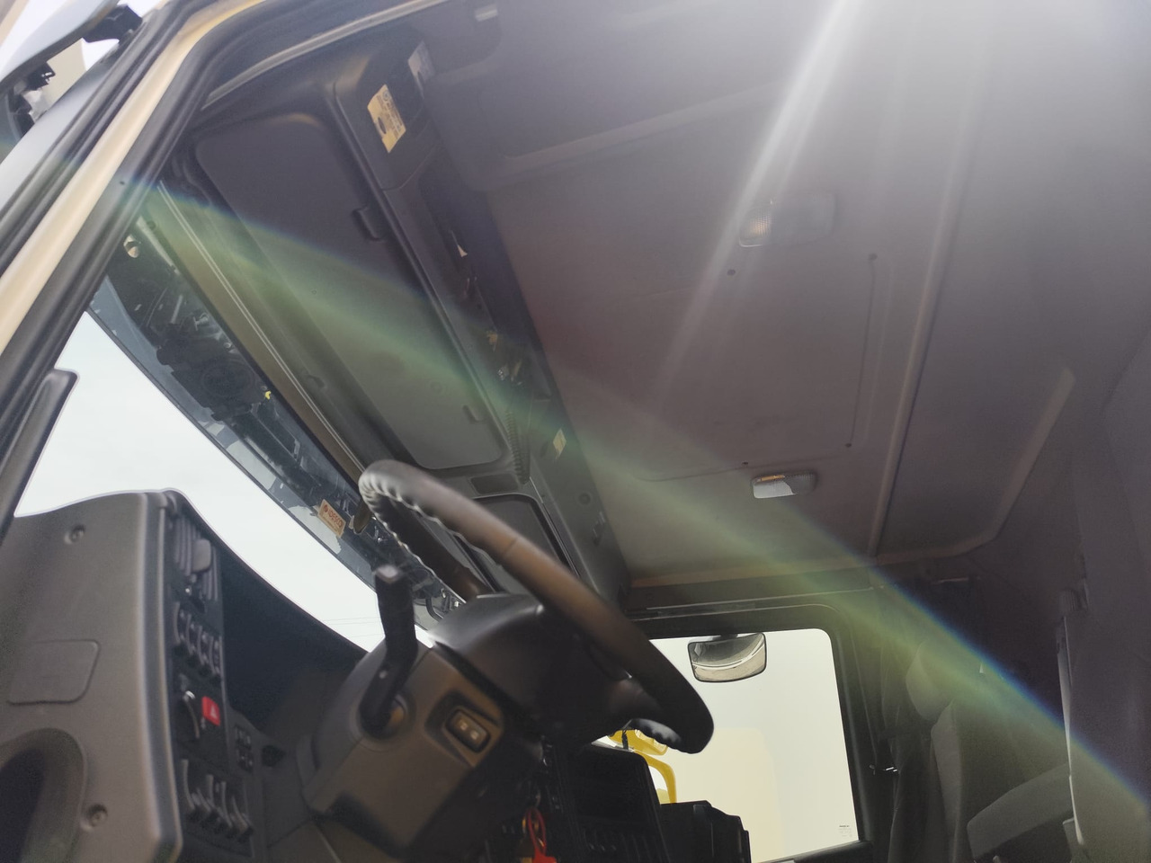 SCANIA G450 - Грузовик-шасси: фото 2 SCANIA G450 - Грузовик-шасси: фото 2