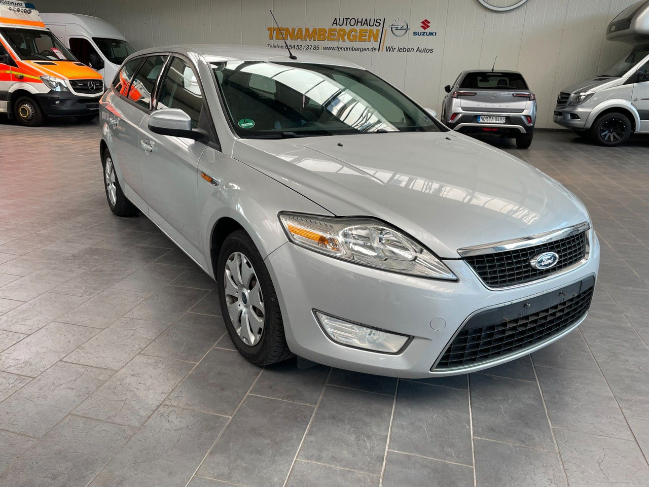 Ford Mondeo Turnier Trend / AHK / 8-fach Bereift - Легковой автомобиль: фото 1 Ford Mondeo Turnier Trend / AHK / 8-fach Bereift - Легковой автомобиль: фото 1