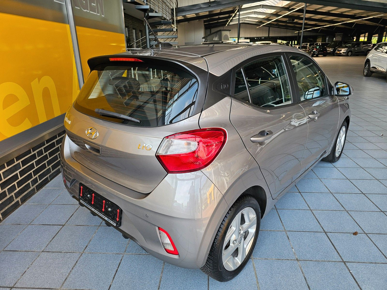 Hyundai i10 Trend AUTOMATIK SHZ PDC LenkrHzg DAB Spurhal - Легковой автомобиль: фото 3 Hyundai i10 Trend AUTOMATIK SHZ PDC LenkrHzg DAB Spurhal - Легковой автомобиль: фото 3