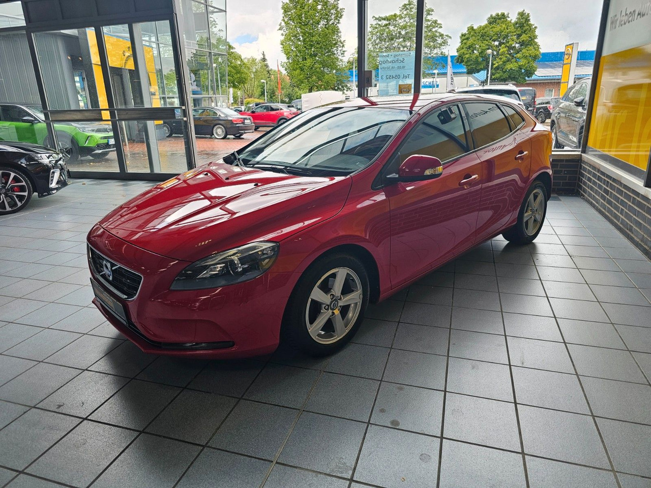 Volvo V40 You! Xenon Sitzheizung Freisprecheinrichtung - Седан: фото 4 Volvo V40 You! Xenon Sitzheizung Freisprecheinrichtung - Седан: фото 4
