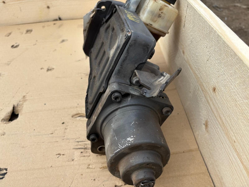 Scania G410 - Сцепление и запчасти: фото 3 Scania G410 - Сцепление и запчасти: фото 3