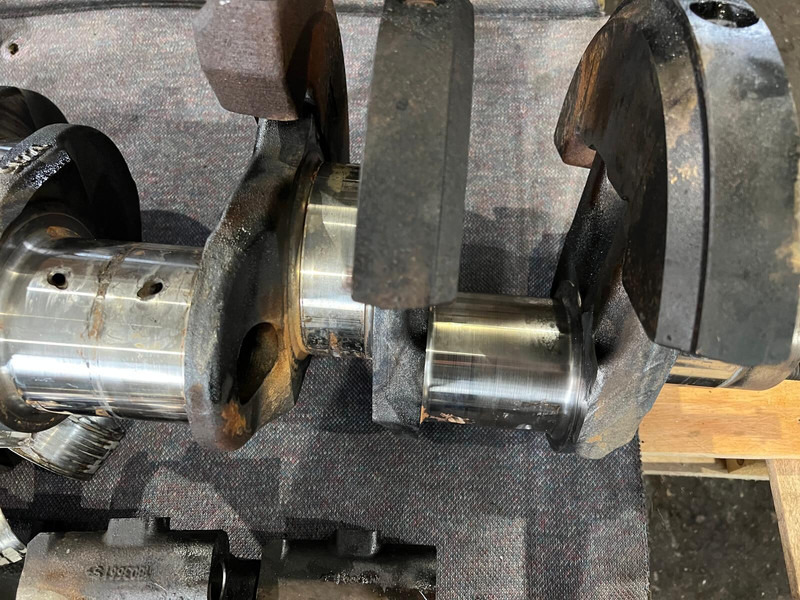 Scania R580 - Коленчатый вал: фото 4 Scania R580 - Коленчатый вал: фото 4