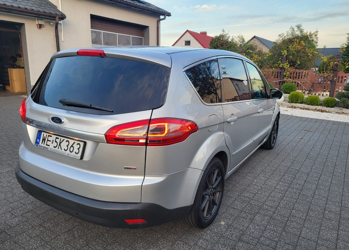 Ford S-Max Super Stan Ful Wypas Doinwestowany - Легковой автомобиль: фото 3 Ford S-Max Super Stan Ful Wypas Doinwestowany - Легковой автомобиль: фото 3