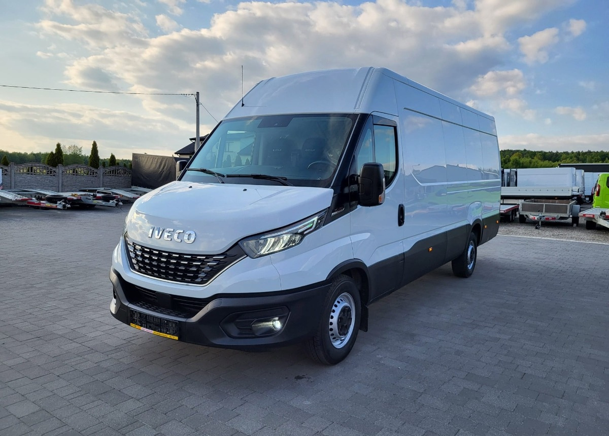 Iveco Iveco 180 Himatic 3.0 180hp Maxi -v Led -Xenon- v Led-Xenon - Цельнометаллический фургон: фото 1 Iveco Iveco 180 Himatic 3.0 180hp Maxi -v Led -Xenon- v Led-Xenon - Цельнометаллический фургон: фото 1