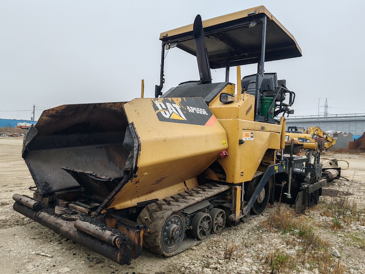 Caterpillar AP555E - Гудронатор: фото 5 Caterpillar AP555E - Гудронатор: фото 5