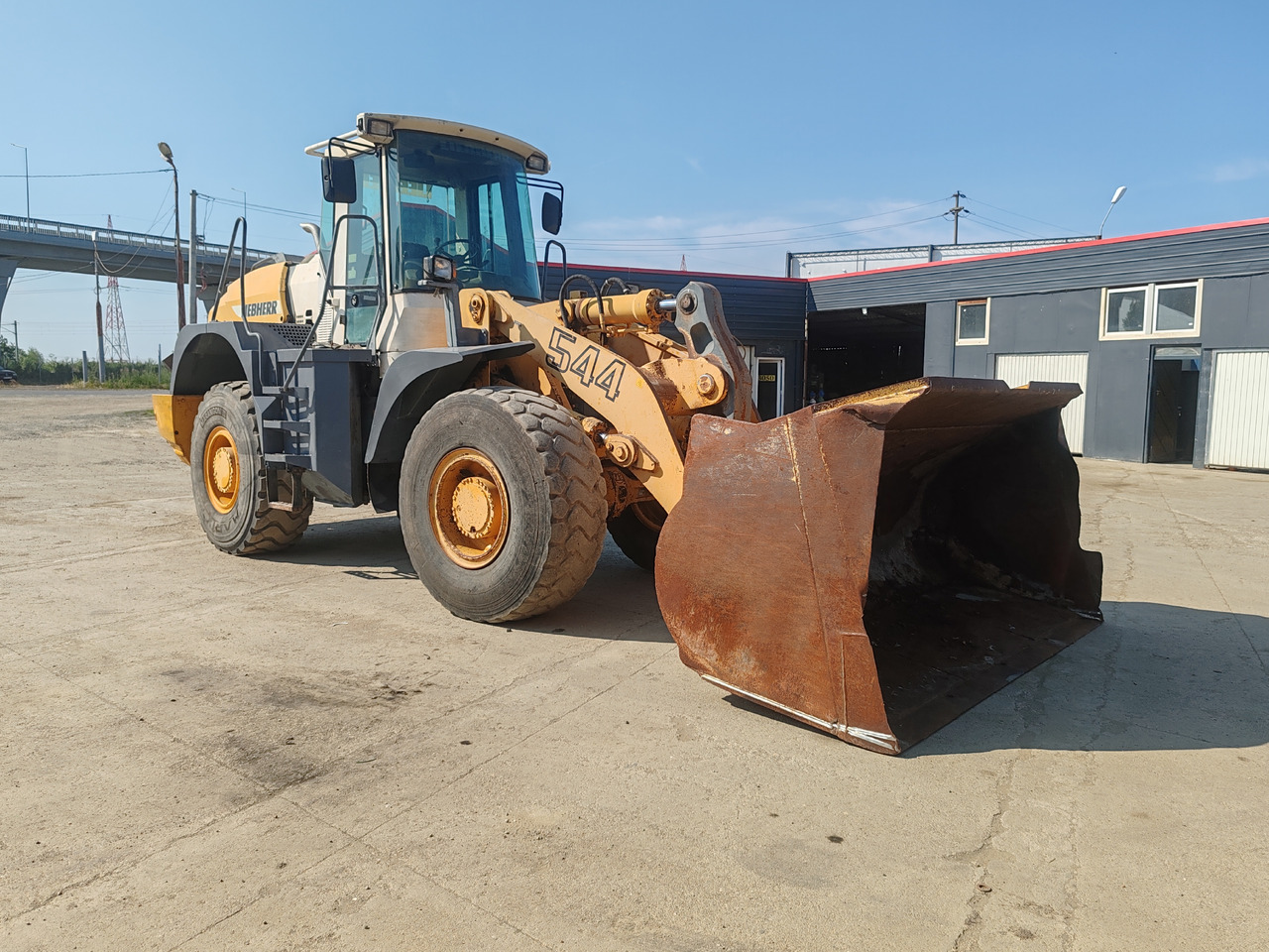 Liebherr 544 Incarcator Frontal Vola - Колёсный погрузчик: фото 1 Liebherr 544 Incarcator Frontal Vola - Колёсный погрузчик: фото 1