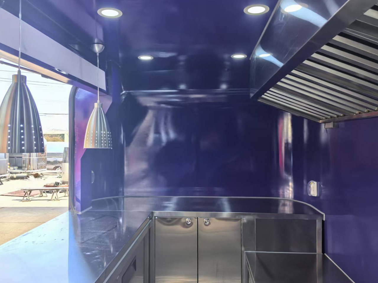 Deli Star Trailer Futura 4000 - EU standards - Торговый прицеп: фото 4 Deli Star Trailer Futura 4000 - EU standards - Торговый прицеп: фото 4