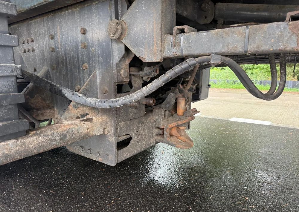 Scania R380 PD Autopomoc Specialny tacho na tarczki wciągarka - Эвакуатор: фото 4 Scania R380 PD Autopomoc Specialny tacho na tarczki wciągarka - Эвакуатор: фото 4