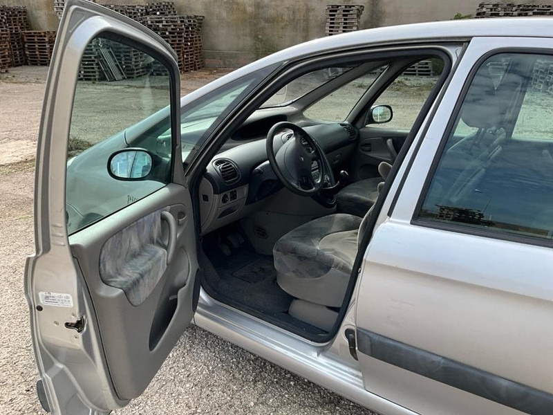 Citroën Xsara - Строительная техника: фото 5 Citroën Xsara - Строительная техника: фото 5