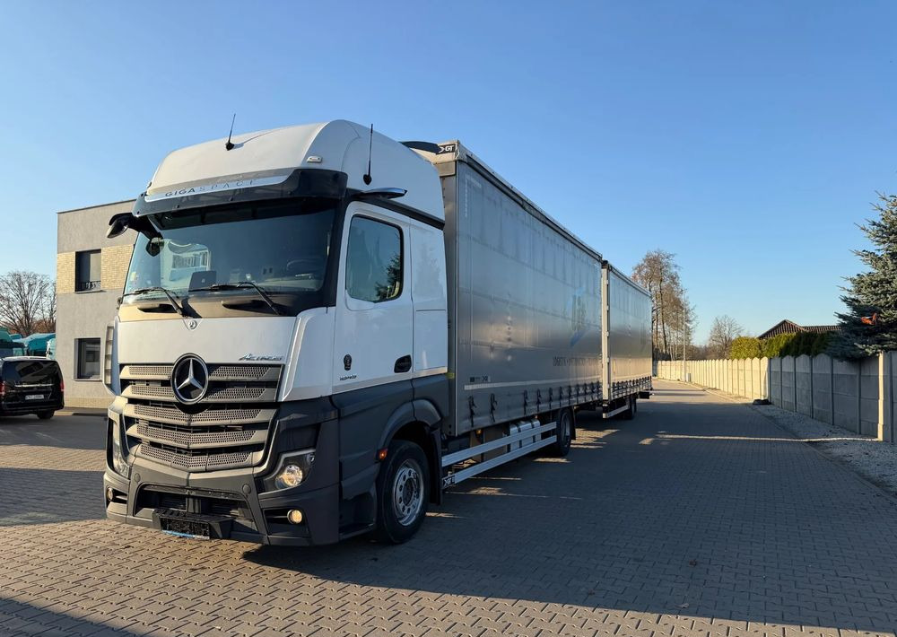 Mercedes-Benz ACTROS 1845 Zestaw przestrzenny przejazdowy120m3 - Тентованный грузовик: фото 2 Mercedes-Benz ACTROS 1845 Zestaw przestrzenny przejazdowy120m3 - Тентованный грузовик: фото 2