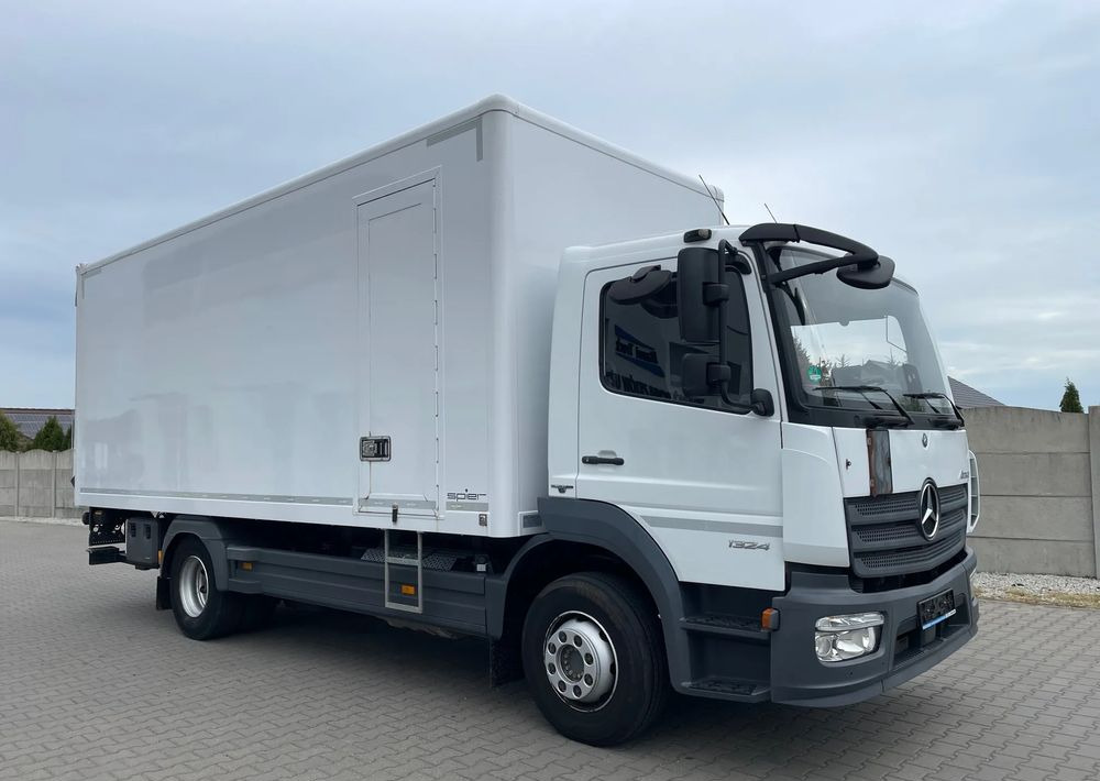 Mercedes-Benz ATEGO 1324, 15 EUROPALET, ŁADOWNOŚĆ 7,5 T - Грузовик с закрытым кузовом: фото 2 Mercedes-Benz ATEGO 1324, 15 EUROPALET, ŁADOWNOŚĆ 7,5 T - Грузовик с закрытым кузовом: фото 2
