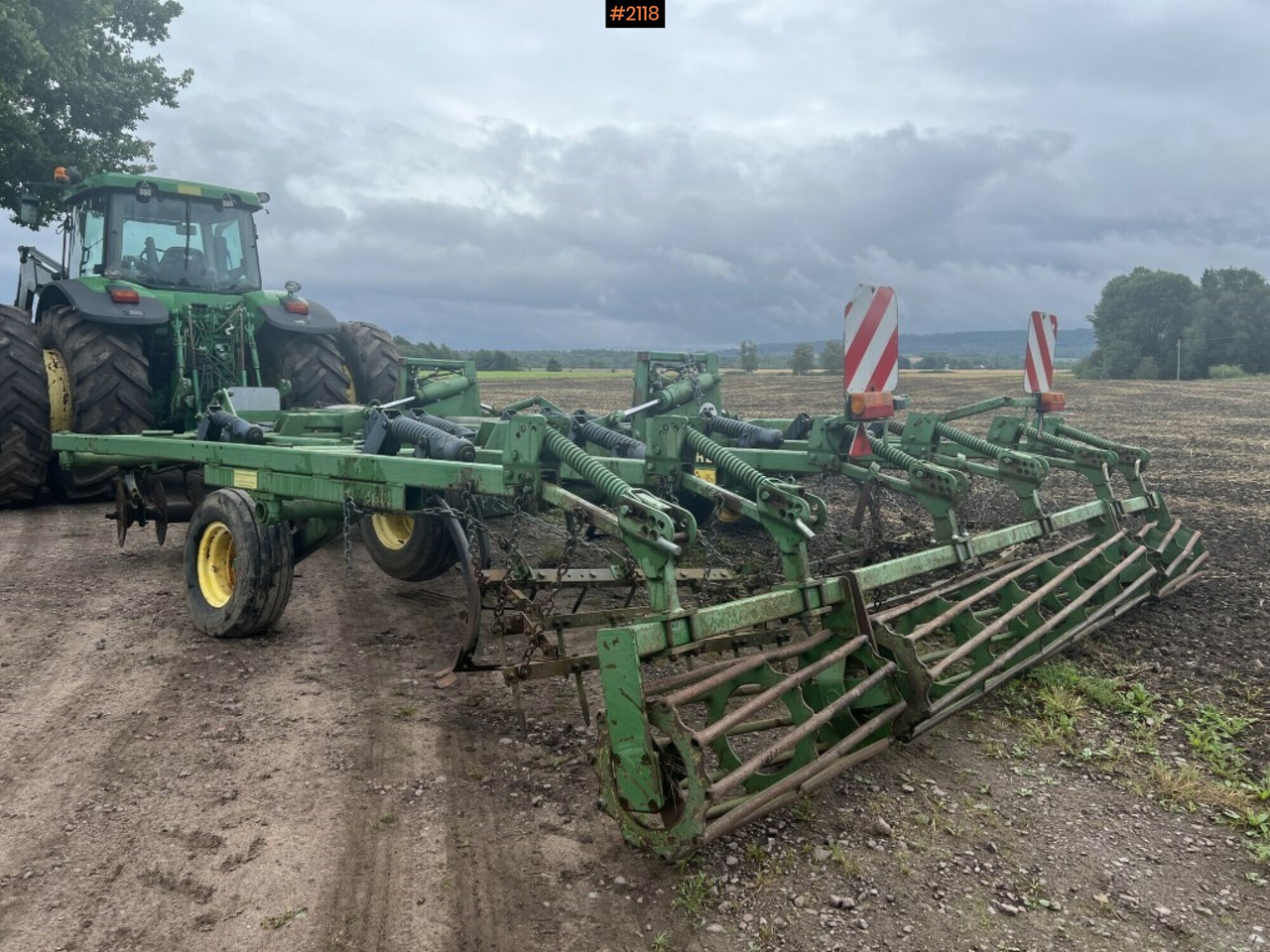 Cultivator - John Deere 410A (SEE VIDEO) - Техника для обработки почвы: фото 3 Cultivator - John Deere 410A (SEE VIDEO) - Техника для обработки почвы: фото 3