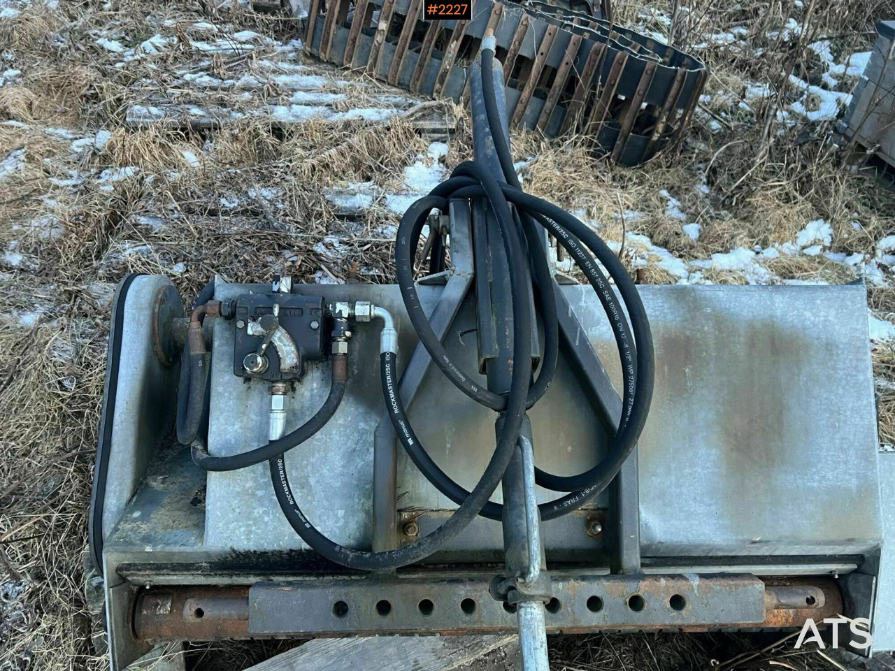 Разбрасыватель песка/ Соли Fjaras sand spreader 250L: фото 13